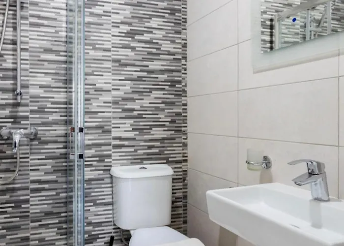 Saint Julian - Lovely With Terrace - Cityapartmentstay アパート