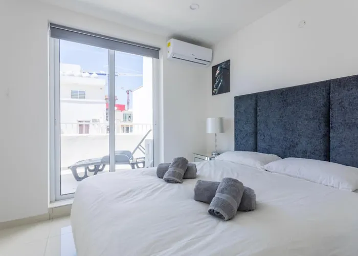 Saint Julian - Lovely With Terrace - Cityapartmentstay アパート *